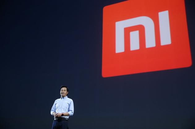 8��ǰ�Ľ��� �׾����ں���һ��С���� С�׹�˾����