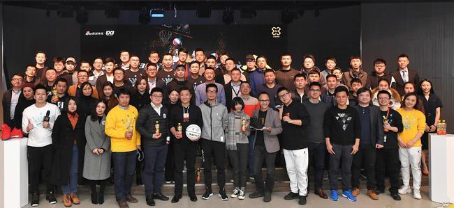 �ǵ�����ǩԼ3X3�ƽ����� �������¸���150��