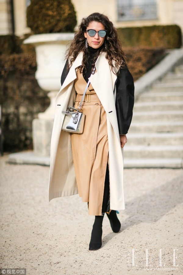 旧裙子穿出新花样,全靠打底衫